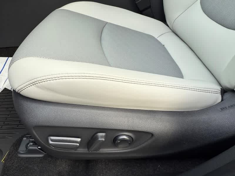 2025 Toyota RAV4 Hybrid Limited AWD