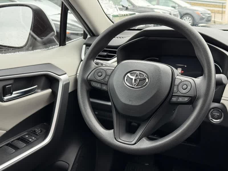 2025 Toyota RAV4 Hybrid XLE AWD