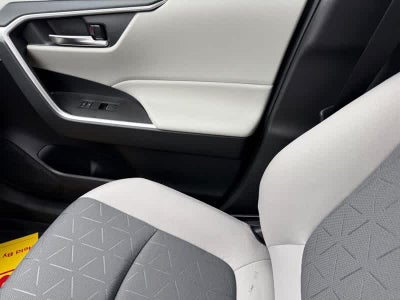 2025 Toyota RAV4 Hybrid XLE AWD