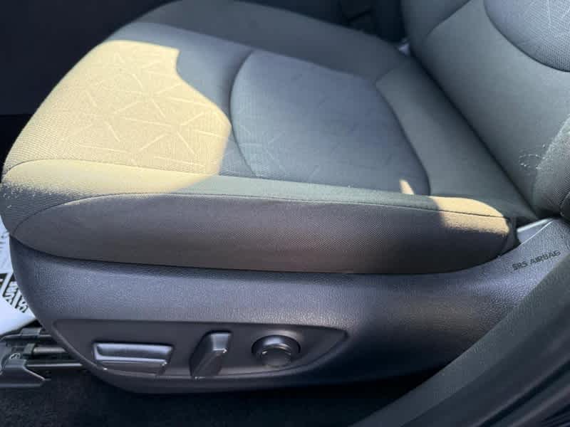 2025 Toyota RAV4 Hybrid XLE AWD