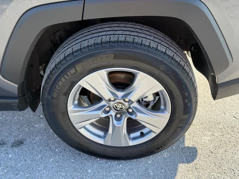 2025 Toyota RAV4 Hybrid XLE AWD