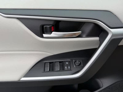 2025 Toyota RAV4 Hybrid XLE AWD