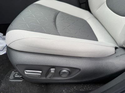 2025 Toyota RAV4 Hybrid XLE AWD