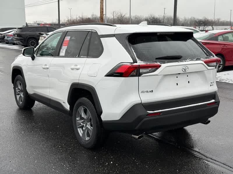 2025 Toyota RAV4 Hybrid XLE AWD