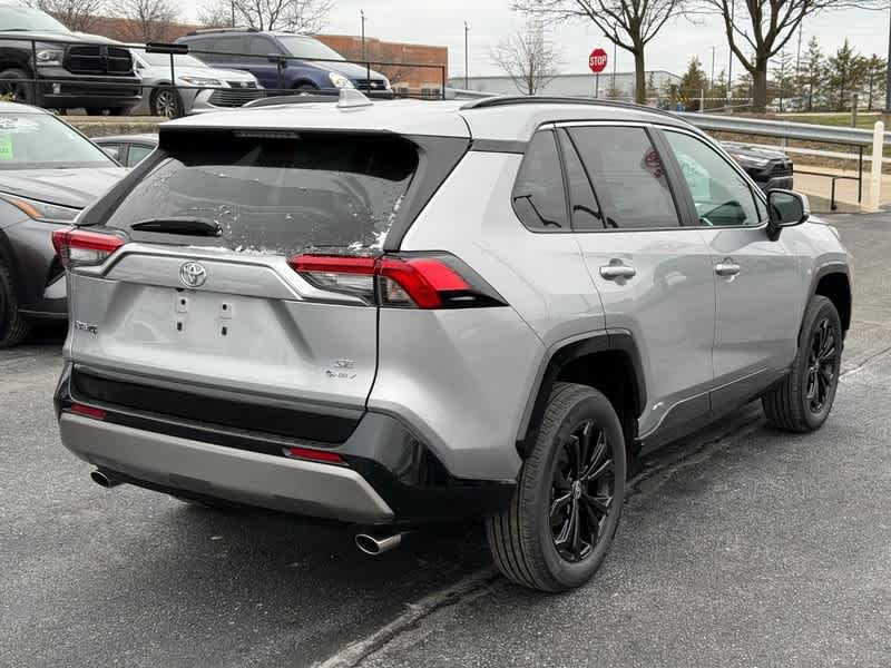 2025 Toyota RAV4 Hybrid SE AWD