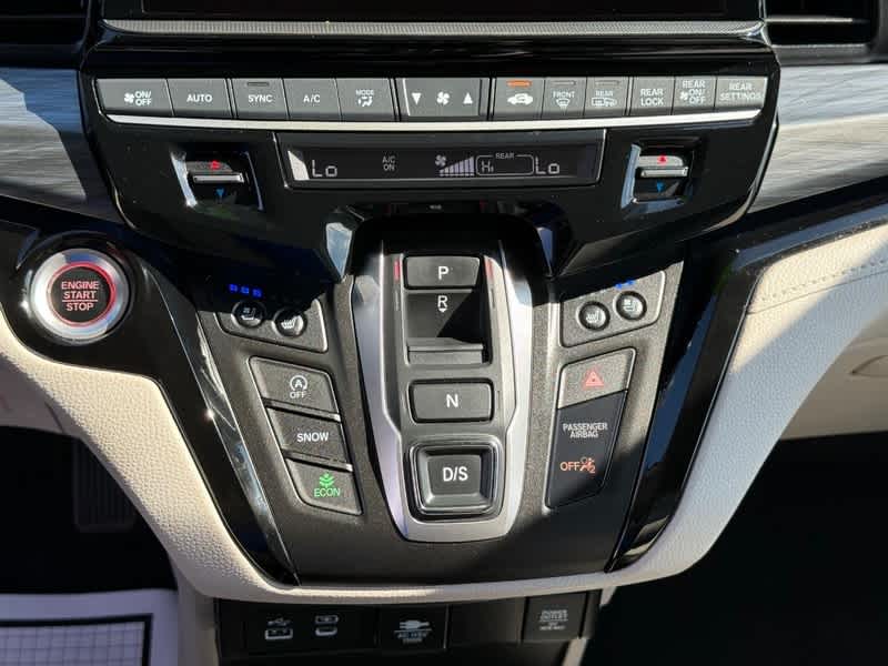 2025 Honda Odyssey Elite Auto