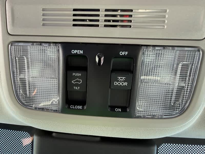 2025 Honda Odyssey Elite Auto