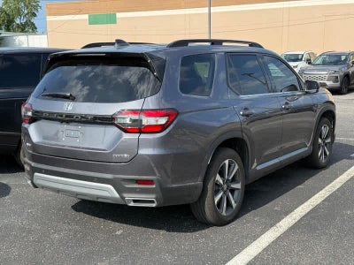 2024 Honda Pilot Touring AWD