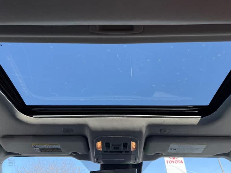 2023 Toyota Highlander Hybrid Bronze Edition AWD