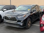 2023 Toyota Highlander Hybrid Bronze Edition AWD