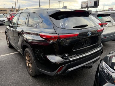 2023 Toyota Highlander Hybrid Bronze Edition AWD