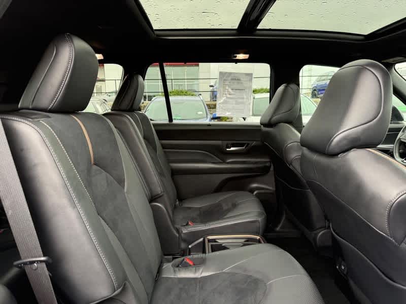 2025 Toyota Grand Highlander Hybrid MAX Platinum AWD