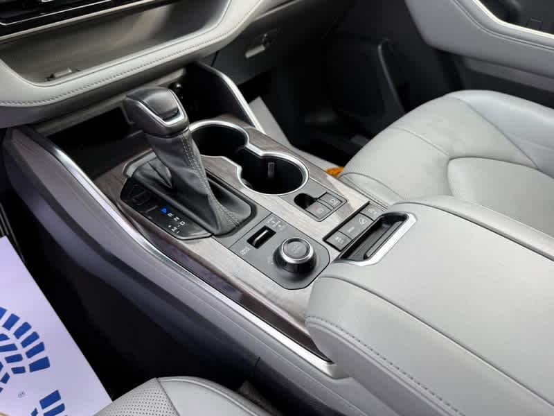 2022 Toyota Highlander Limited AWD