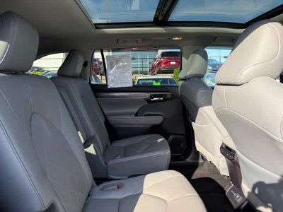2021 Toyota Highlander Hybrid Platinum AWD