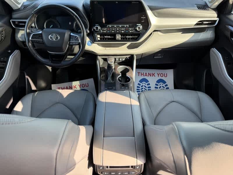 2021 Toyota Highlander Hybrid Platinum AWD