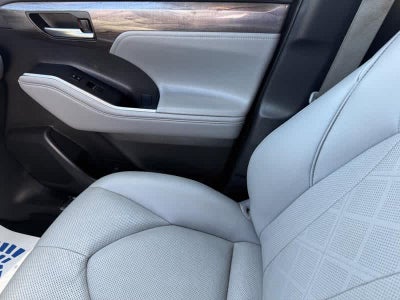 2021 Toyota Highlander Hybrid Platinum AWD