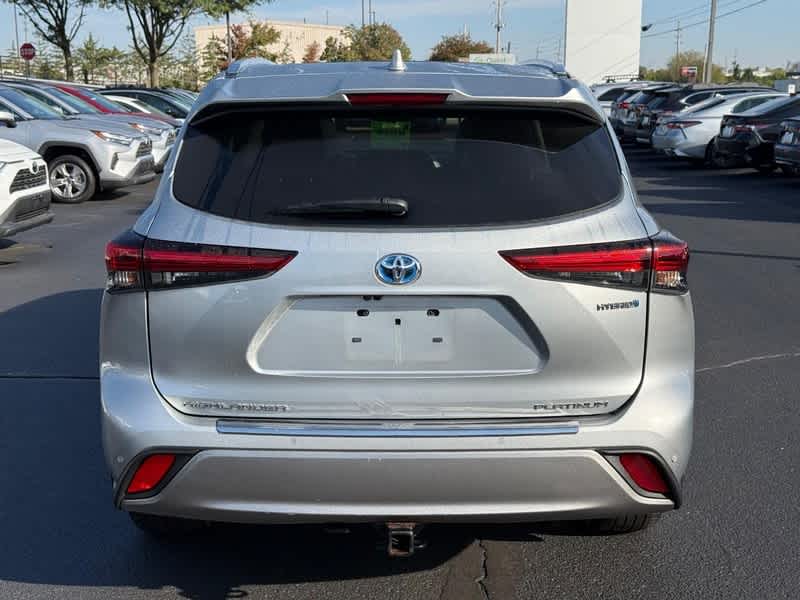 2021 Toyota Highlander Hybrid Platinum AWD
