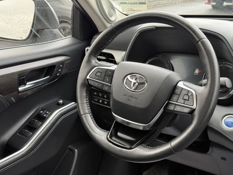 2021 Toyota Highlander Hybrid Platinum AWD