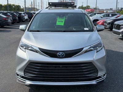 2023 Toyota Sienna Platinum FWD 7-Passenger