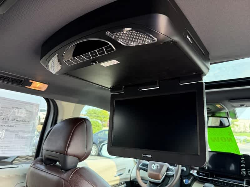 2023 Toyota Sienna Platinum FWD 7-Passenger