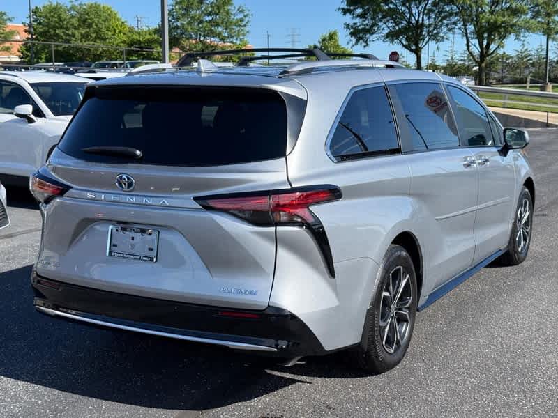 2025 Toyota Sienna Platinum AWD 7-Passenger