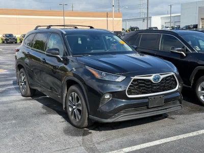 2022 Toyota Highlander Hybrid XLE AWD
