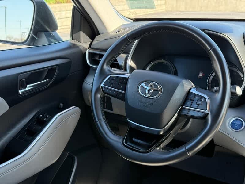 2021 Toyota Highlander Hybrid XLE AWD