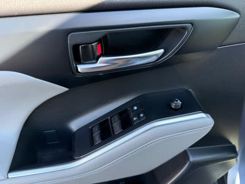 2021 Toyota Highlander Hybrid XLE AWD