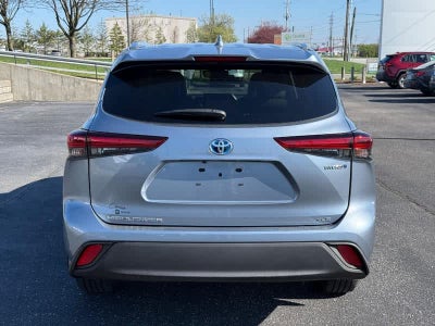 2021 Toyota Highlander Hybrid XLE AWD