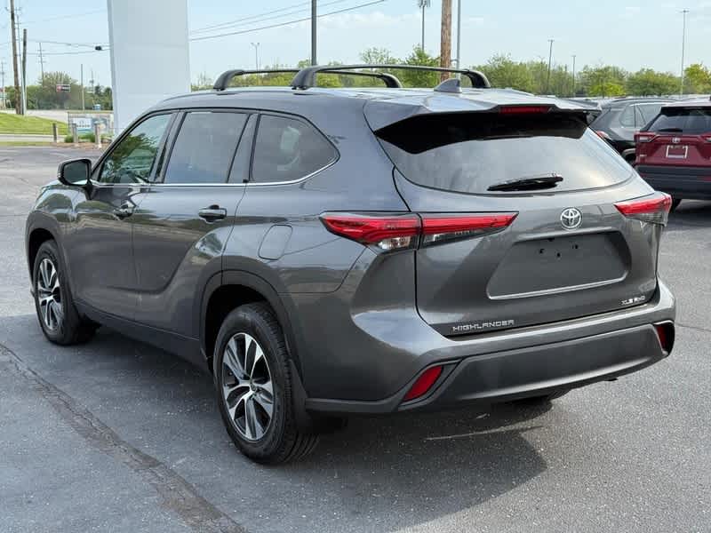 2021 Toyota Highlander XLE AWD