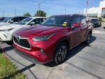 2023 Toyota Highlander Hybrid XLE AWD