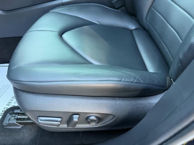 2024 Toyota Highlander Hybrid XLE AWD