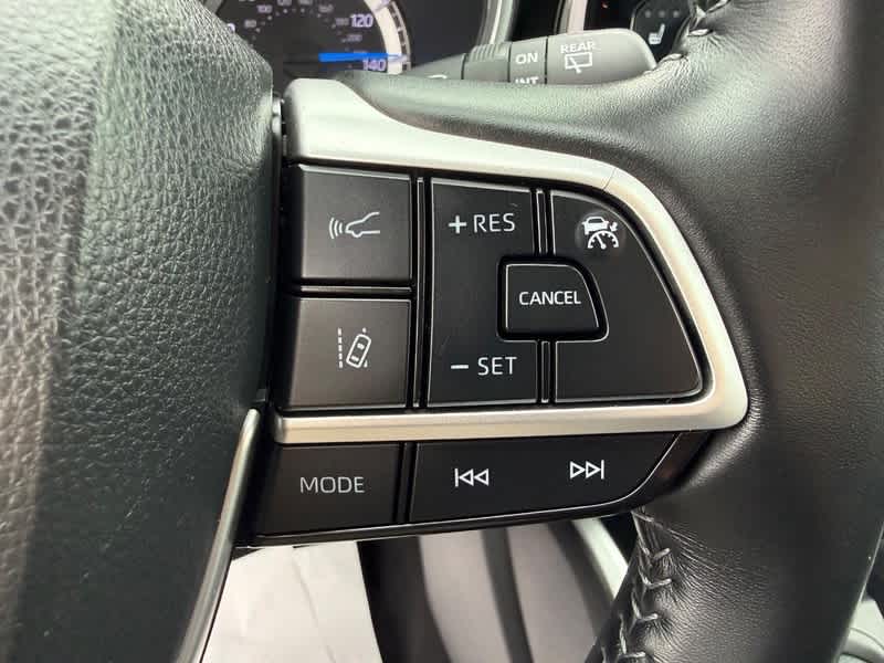 2023 Toyota Highlander Hybrid XLE AWD