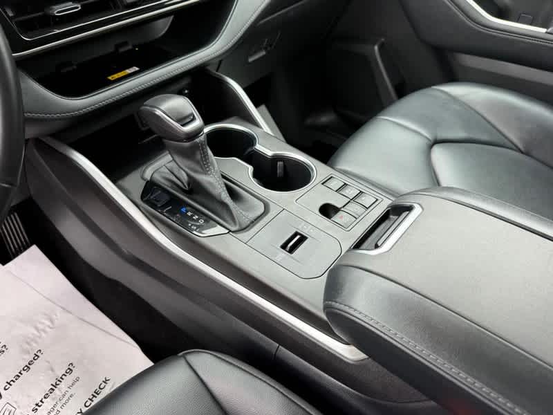 2023 Toyota Highlander Hybrid XLE AWD