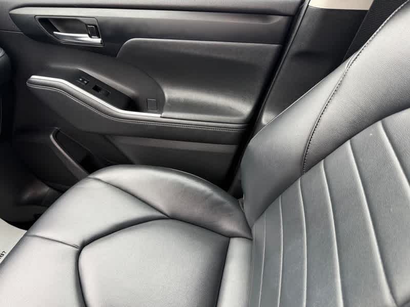 2023 Toyota Highlander Hybrid XLE AWD