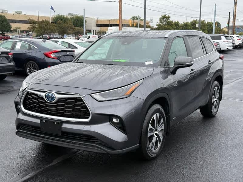 2023 Toyota Highlander Hybrid XLE AWD