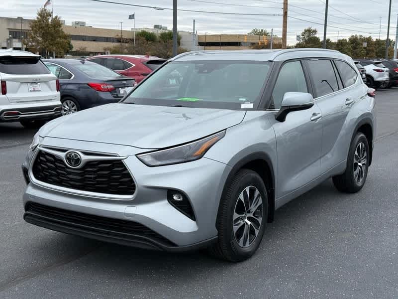 2024 Toyota Highlander XLE AWD
