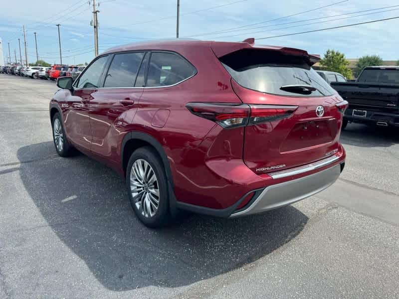 2026 Toyota Highlander Platinum AWD