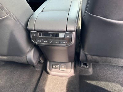 2026 Toyota Highlander Platinum AWD