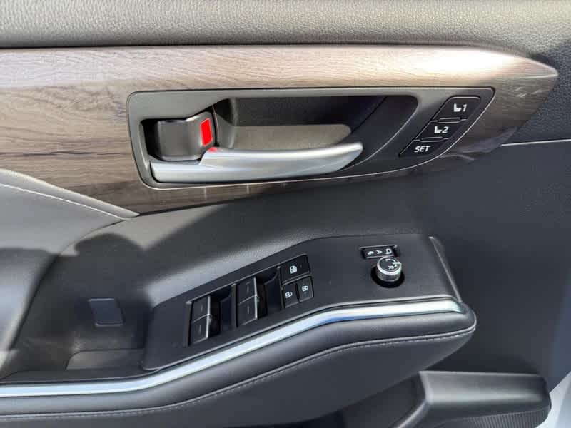 2024 Toyota Highlander Limited AWD