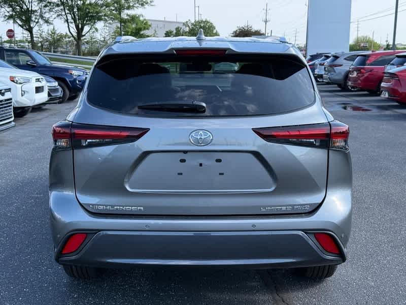 2026 Toyota Highlander Limited AWD