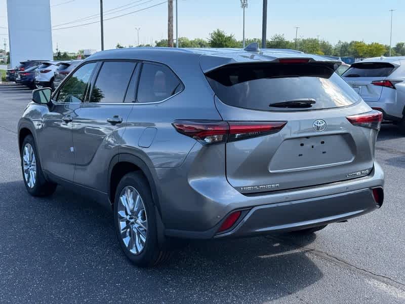 2026 Toyota Highlander Limited AWD