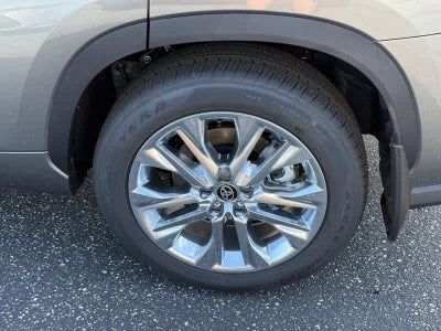 2026 Toyota Highlander Limited AWD