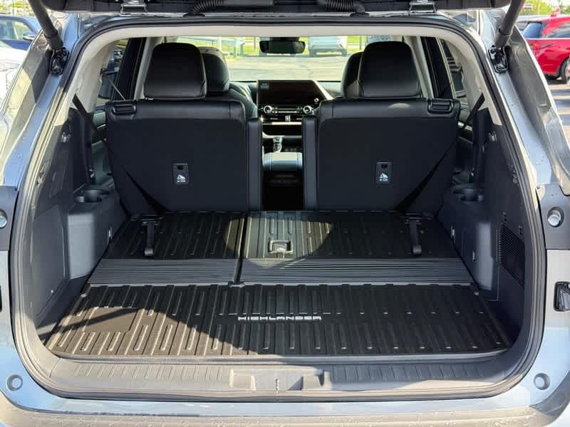 2026 Toyota Highlander Limited AWD