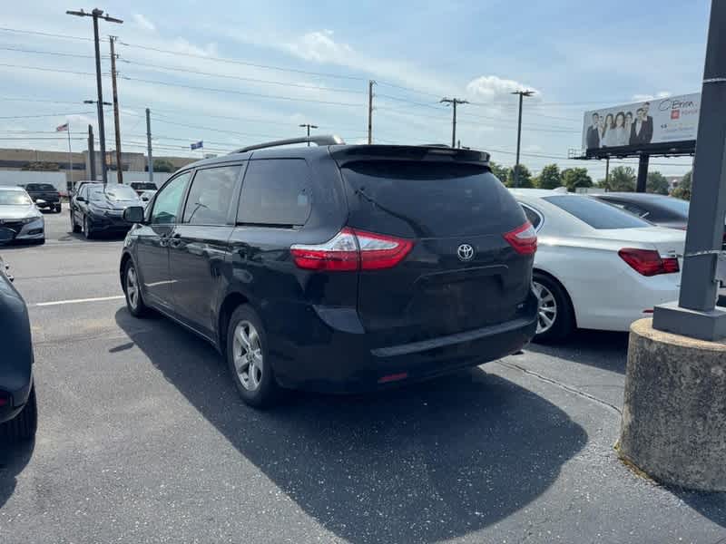 2015 Toyota Sienna 5dr 8-Pass Van LE FWD