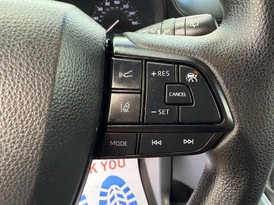 2025 Toyota Sienna LE FWD 8-Passenger