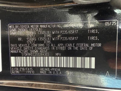 2025 Toyota Sienna LE FWD 8-Passenger