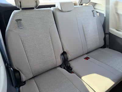2023 Toyota Sienna LE FWD 8-Passenger