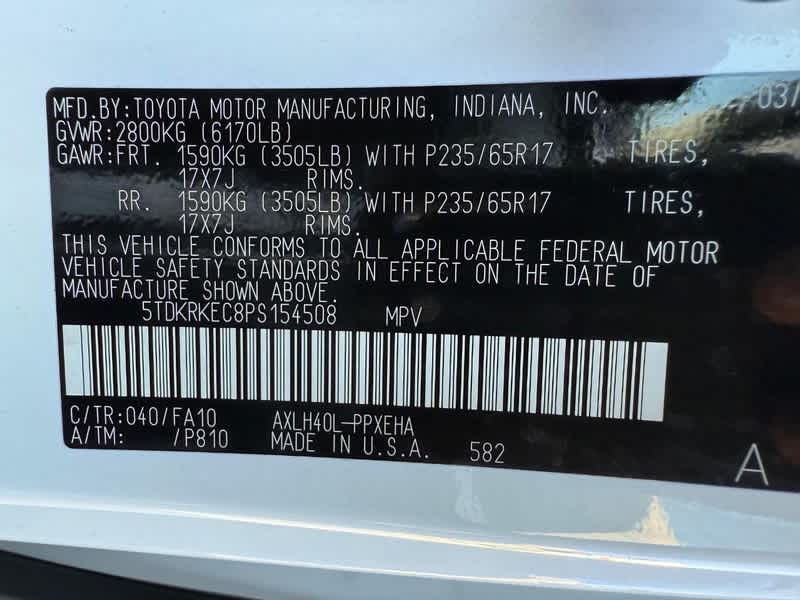 2023 Toyota Sienna LE FWD 8-Passenger