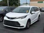 2025 Toyota Sienna LE FWD 8-Passenger